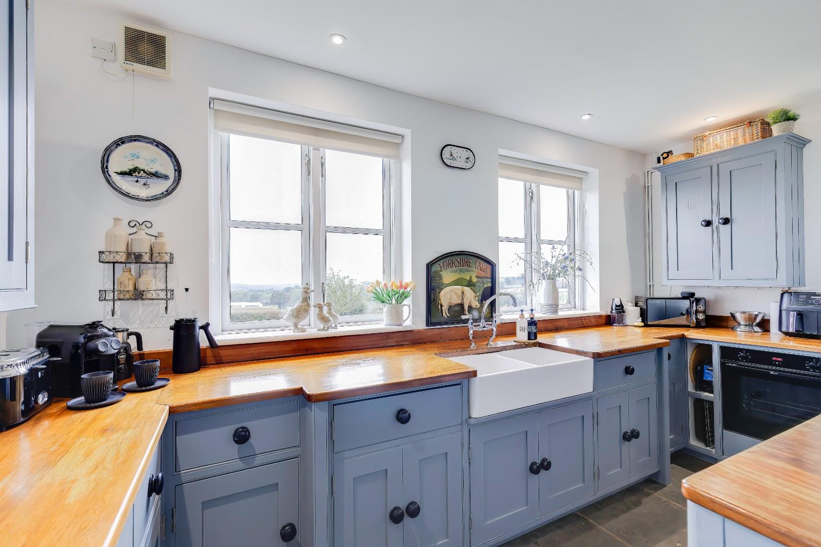 Trem Y Fro, Bonvilston, Vale Of Glamorgan, CF5 6TR